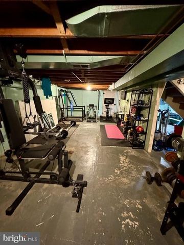 178 W HANOVER ST, Spring Grove, PA 17362