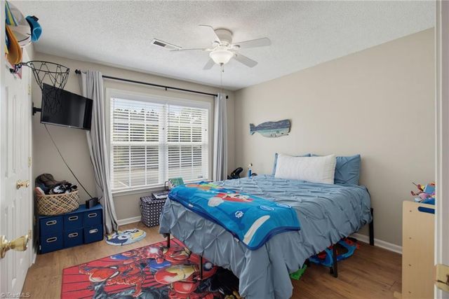 505 Carrington Lane, Thomasville, NC 27360