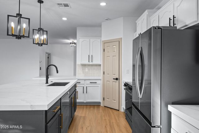 1073 E ESTATE Road, San Tan Valley, AZ 85140