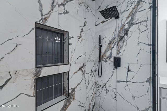 1073 E ESTATE Road, San Tan Valley, AZ 85140