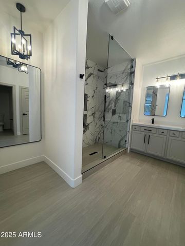 1073 E ESTATE Road, San Tan Valley, AZ 85140