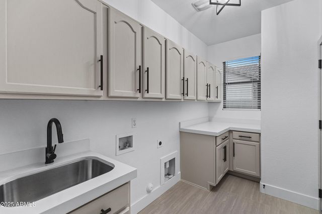 1073 E ESTATE Road, San Tan Valley, AZ 85140