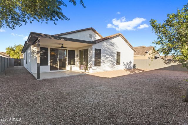 1073 E ESTATE Road, San Tan Valley, AZ 85140