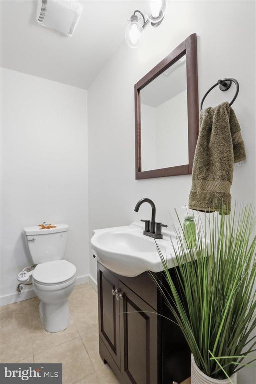 Image 12 of property listing at 12138 KEYMAR RD, Keymar, MD 21757