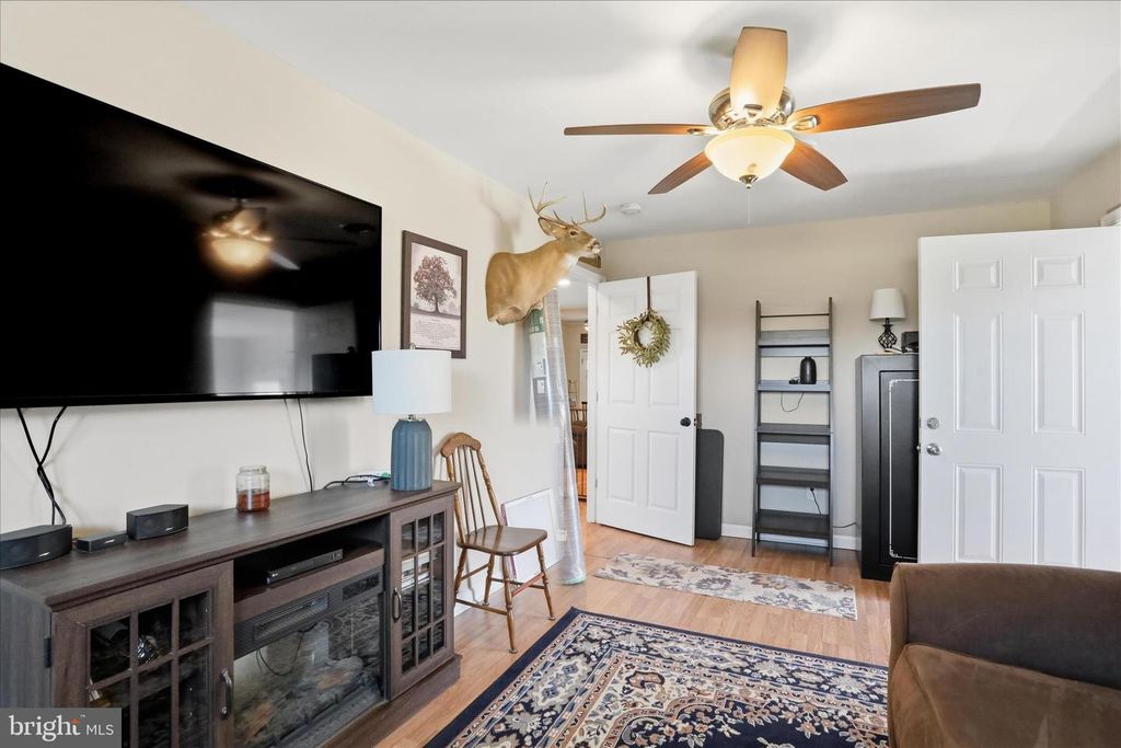 Image 19 of property listing at 12138 KEYMAR RD, Keymar, MD 21757