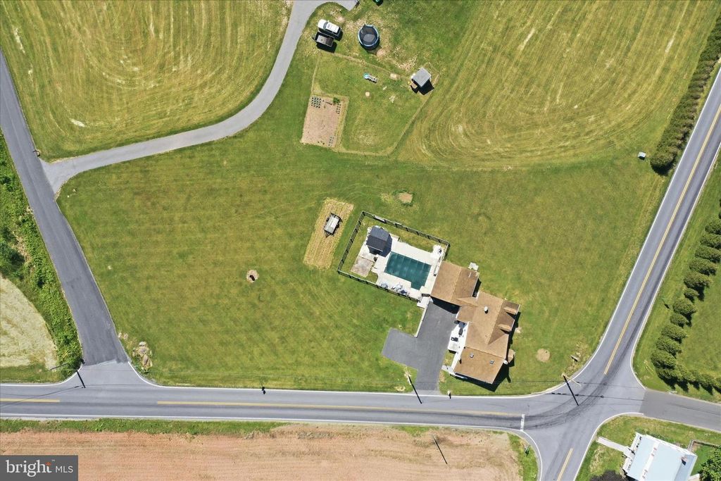 Image 2 of property listing at 12138 KEYMAR RD, Keymar, MD 21757