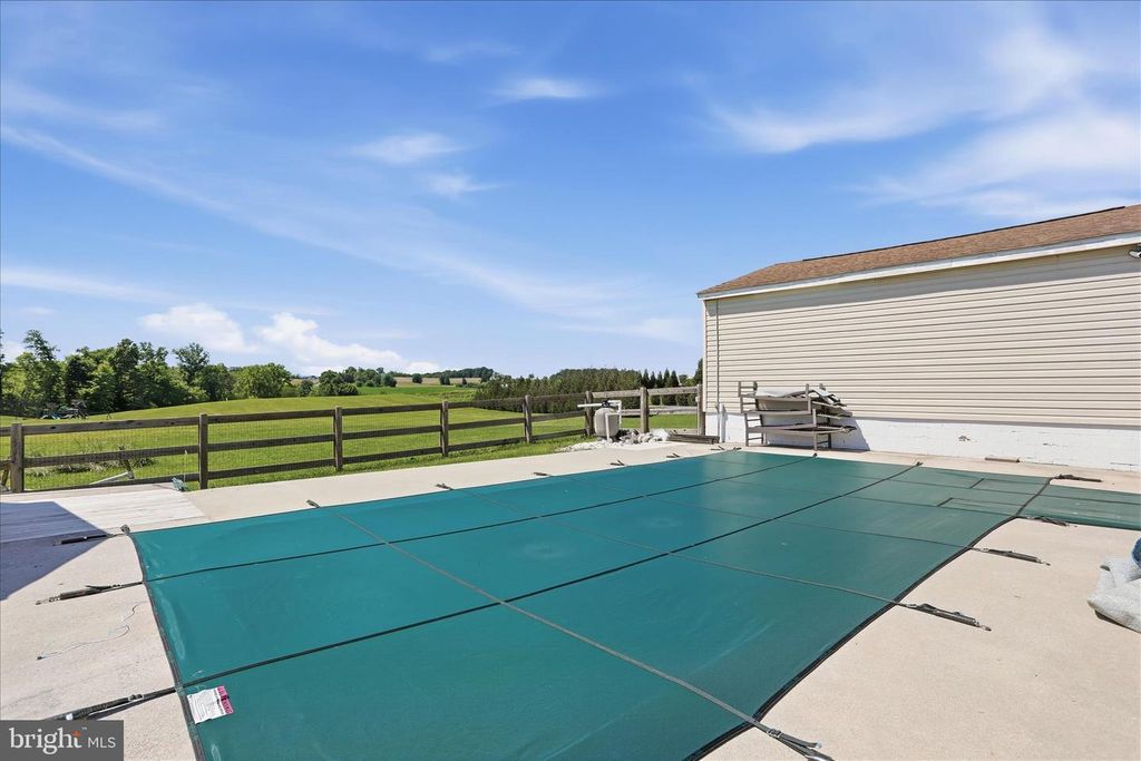 Image 26 of property listing at 12138 KEYMAR RD, Keymar, MD 21757