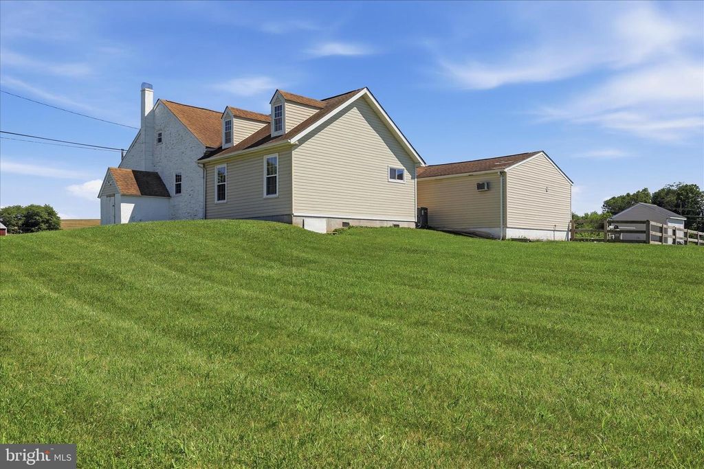 Image 33 of property listing at 12138 KEYMAR RD, Keymar, MD 21757