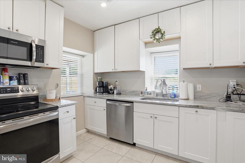 Image 8 of property listing at 12138 KEYMAR RD, Keymar, MD 21757