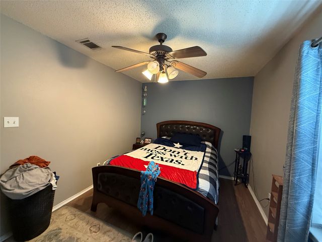1004 Clover Street, Bellmead, TX 76705
