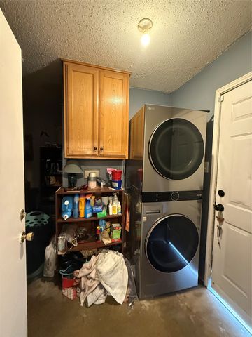1004 Clover Street, Bellmead, TX 76705