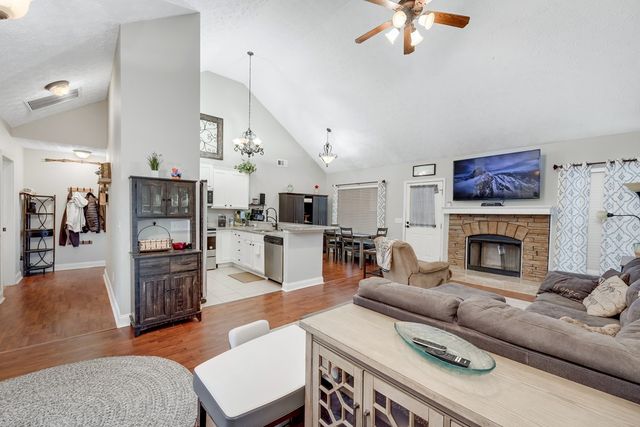 119 Cedar Ridge Drive, Lagrange, GA 30241