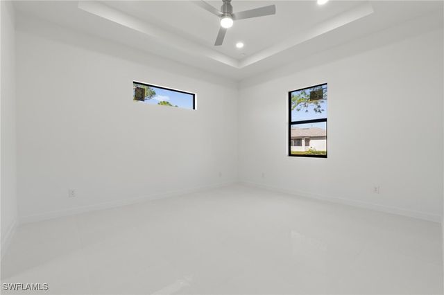 726 Cardinal ST E, Lehigh Acres, FL 33974