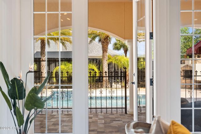 102 Royal Palm Boulevard, Panama City, FL 32408