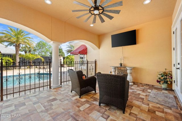 102 Royal Palm Boulevard, Panama City, FL 32408