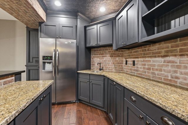 1677 Riverstone Drive, Delaware, OH 43015