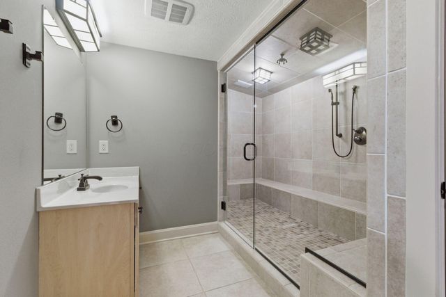 1677 Riverstone Drive, Delaware, OH 43015