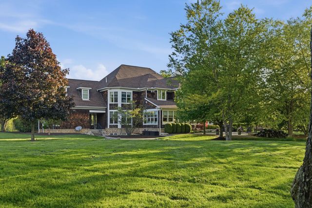 1677 Riverstone Drive, Delaware, OH 43015