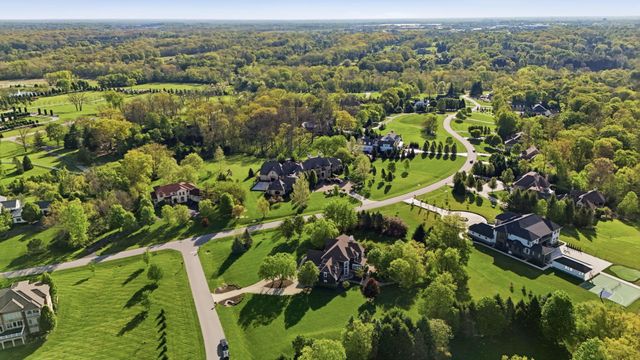 1677 Riverstone Drive, Delaware, OH 43015