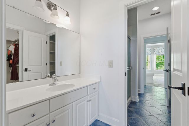 1677 Riverstone Drive, Delaware, OH 43015