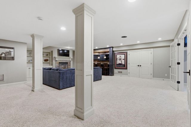 1677 Riverstone Drive, Delaware, OH 43015
