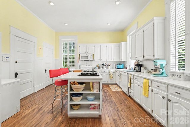 624 Walnut Street, Statesville, NC 28677