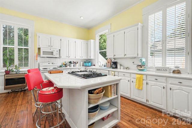 624 Walnut Street, Statesville, NC 28677