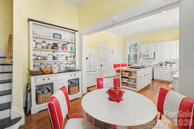 624 Walnut Street, Statesville, NC 28677