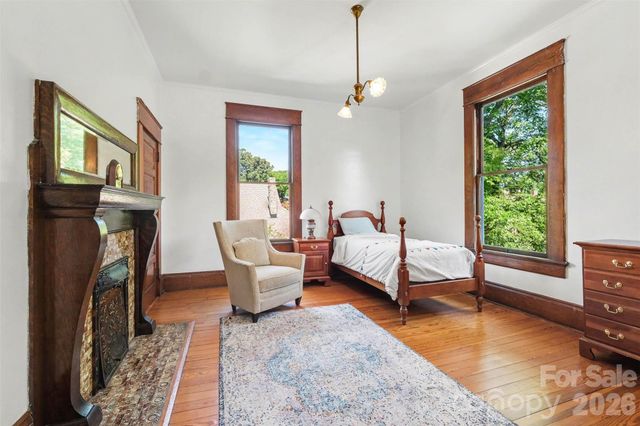624 Walnut Street, Statesville, NC 28677