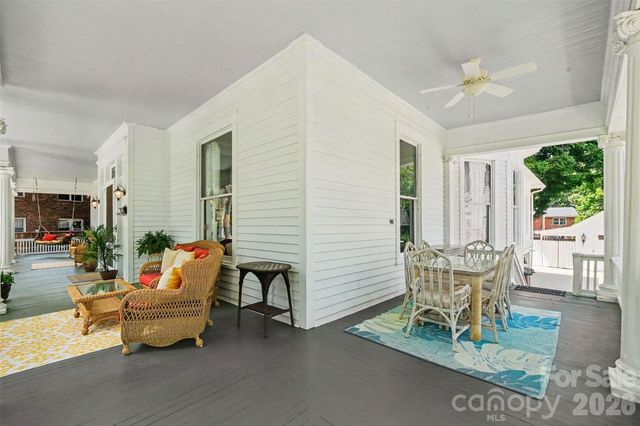 624 Walnut Street, Statesville, NC 28677
