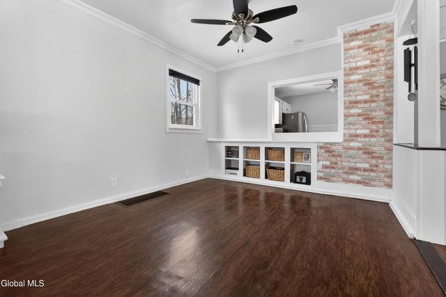 25 Pearl Street, Victory, NY 12871