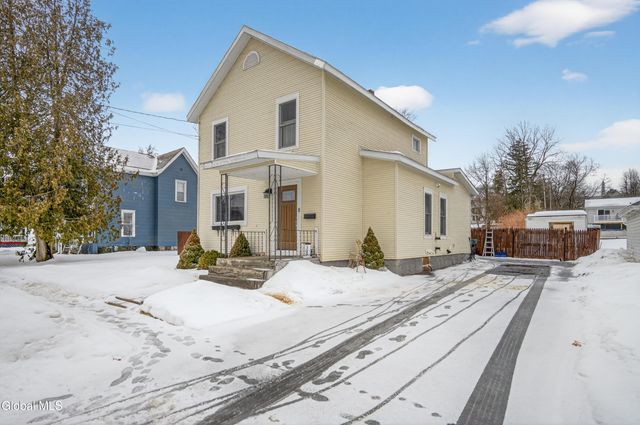 25 Pearl Street, Victory, NY 12871