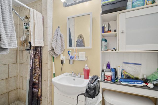 3947 E Squire AVENUE, Cudahy, WI 53110