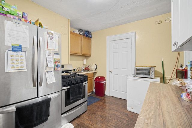 3947 E Squire AVENUE, Cudahy, WI 53110