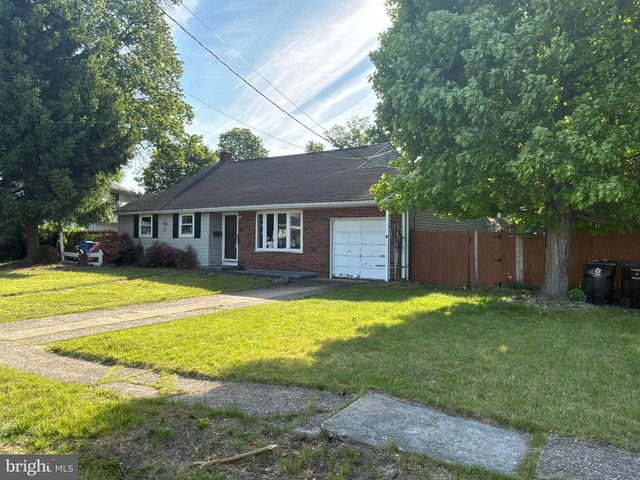 812 COLBY AVE, Delran, NJ 08075