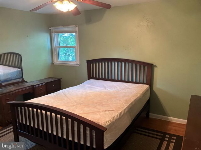 812 COLBY AVE, Delran, NJ 08075