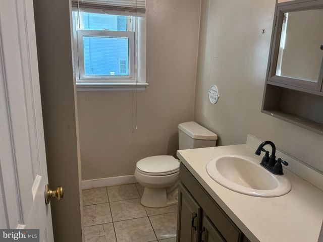 812 COLBY AVE, Delran, NJ 08075