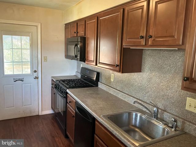812 COLBY AVE, Delran, NJ 08075
