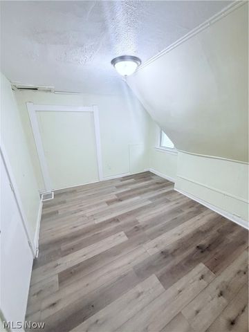 2219 W 103rd Street UP, Cleveland, OH 44102