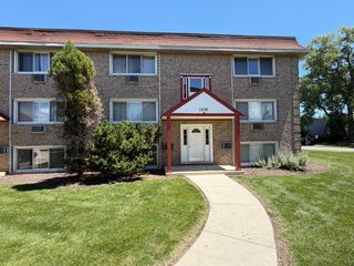 1030 W 18th Street GN, Broadview, IL 60155