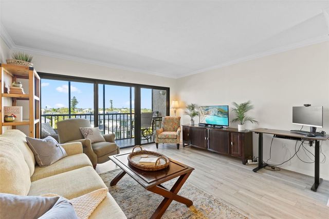 1001 BENJAMIN FRANKLIN DRIVE 503, Sarasota, FL 34236