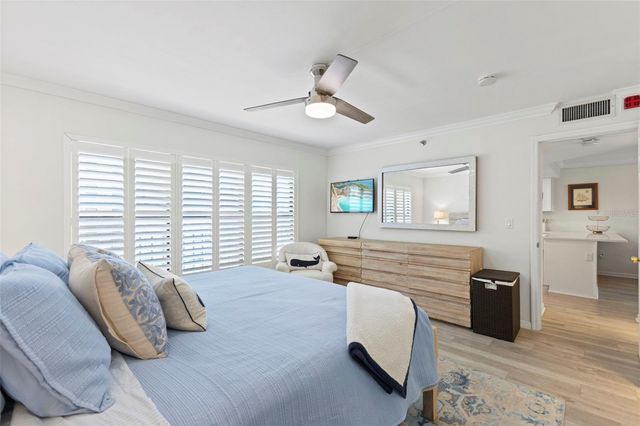 1001 BENJAMIN FRANKLIN DRIVE 503, Sarasota, FL 34236