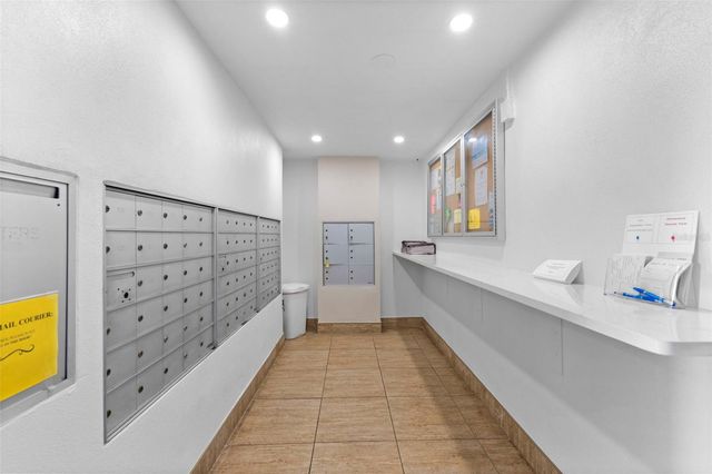 1001 BENJAMIN FRANKLIN DRIVE 503, Sarasota, FL 34236