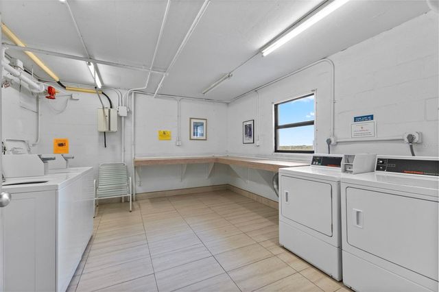 1001 BENJAMIN FRANKLIN DRIVE 503, Sarasota, FL 34236