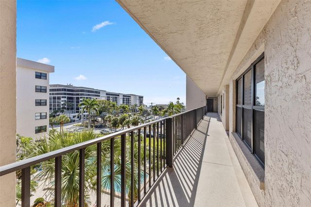 1001 BENJAMIN FRANKLIN DRIVE 503, Sarasota, FL 34236