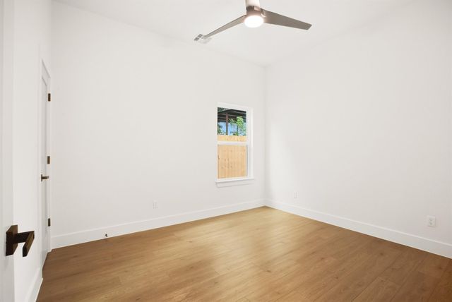 944 Lucky Street, Houston, TX 77088
