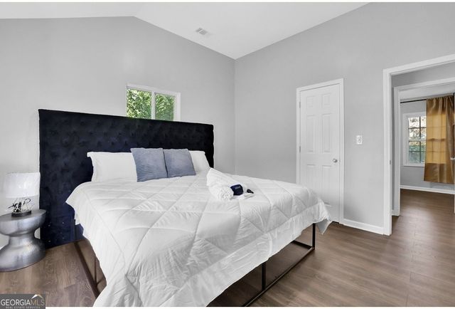 3162 Oakdale Road, Hapeville, GA 30354