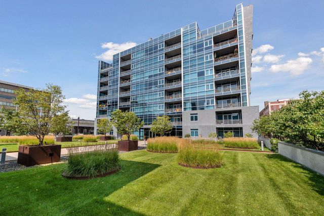 345 6th Avenue N 202, Minneapolis, MN 55401