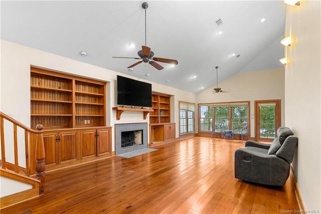 3631 Manning Road, Lake Charles, LA 70605