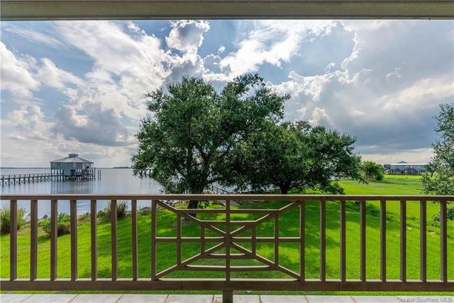 3631 Manning Road, Lake Charles, LA 70605